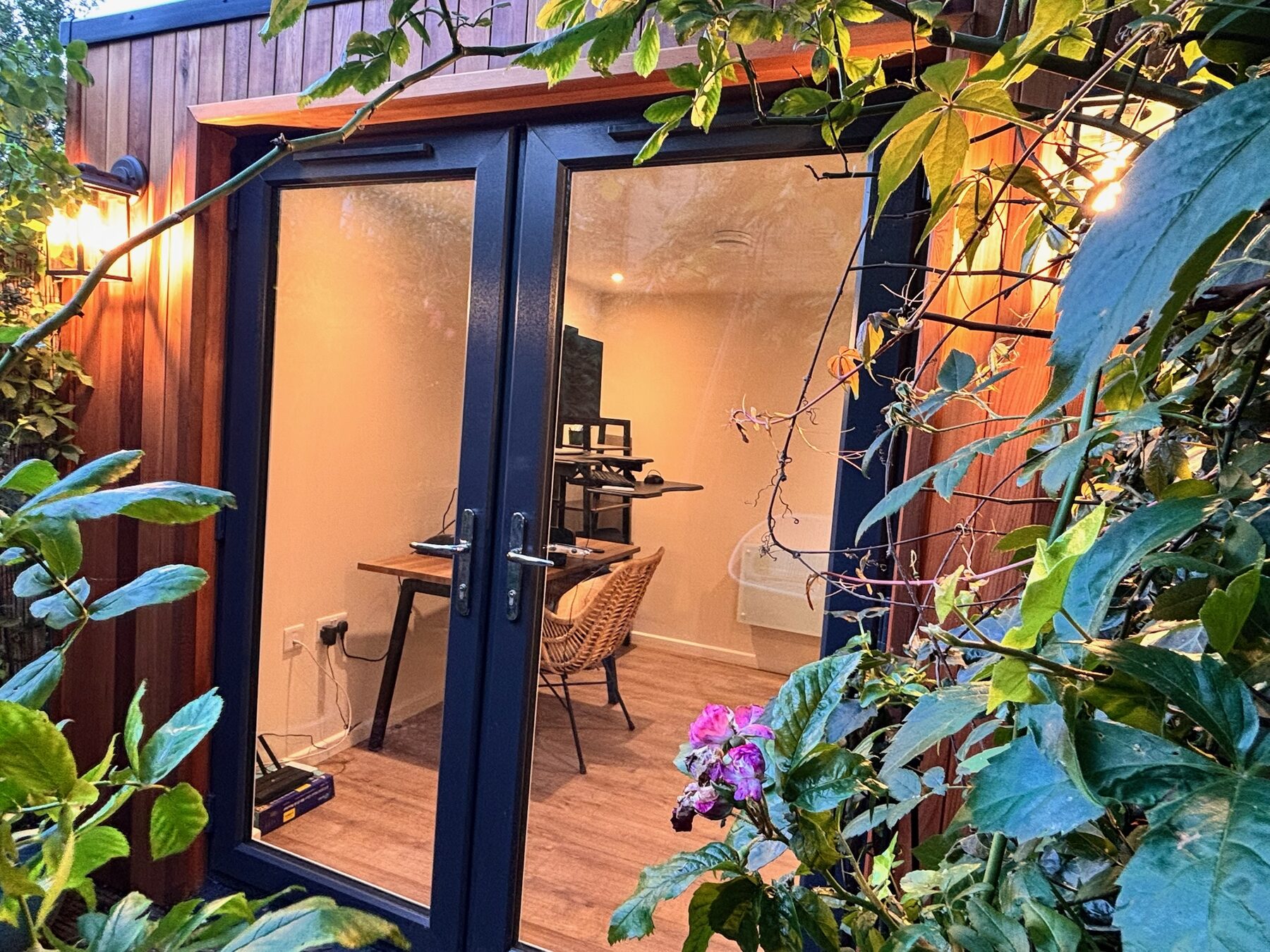 Finished garden room landscape photo 10
